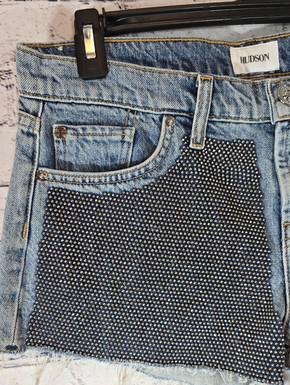 Hudson Jeans 'Kenzie' Cut Off Denim Shorts with Black Studded Front Size 28 NWOT - Picture 8 of 13